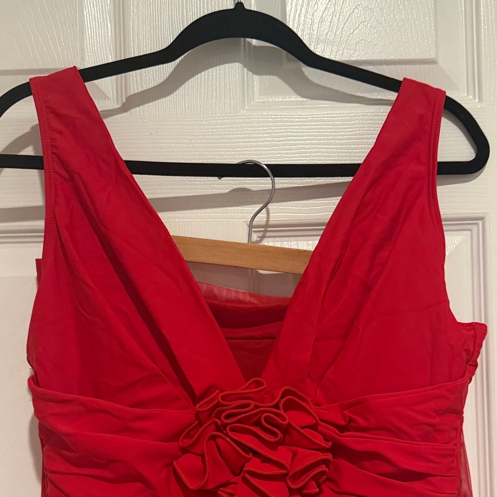 Red Floral Accent Plunge One-Piece Swimsuit & Matching Maxi Skirt Set - Picture 4 of 15